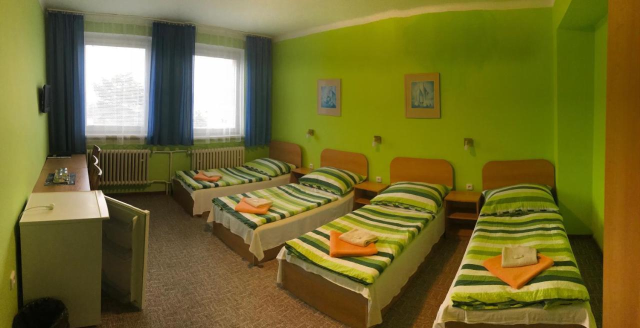 Hotel Hvezda Kroměříž Esterno foto